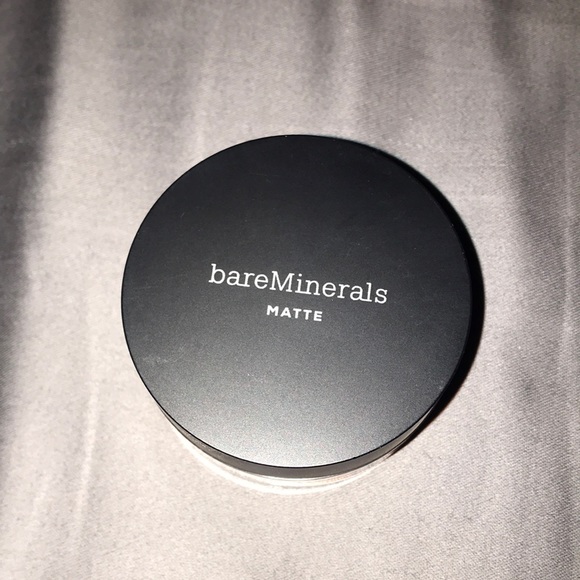 BareMinerals Matte Foundation, Golden Fair, new